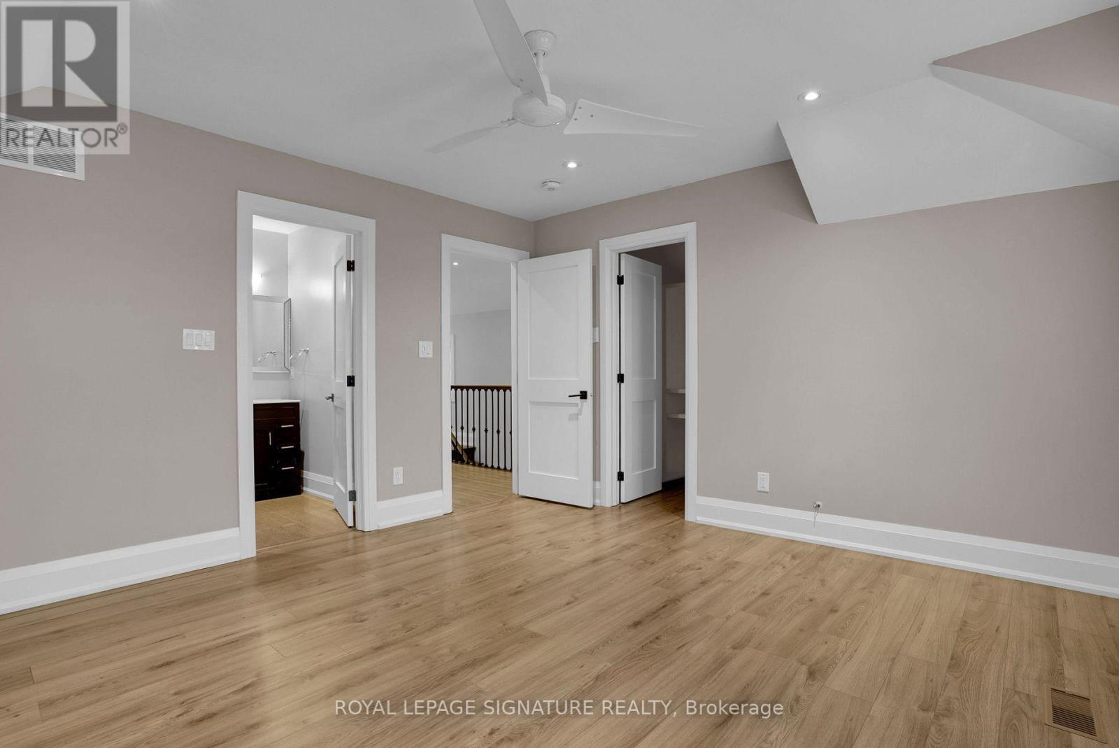 Upper 2 Levels - 14 Rotherham Avenue, Toronto, Ontario  M6M 1L8 - Photo 14 - W12262656