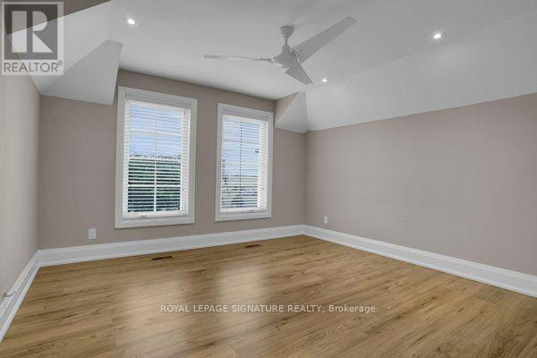 Upper 2 Levels - 14 Rotherham Avenue, Toronto, Ontario  M6M 1L8 - Photo 16 - W12262656