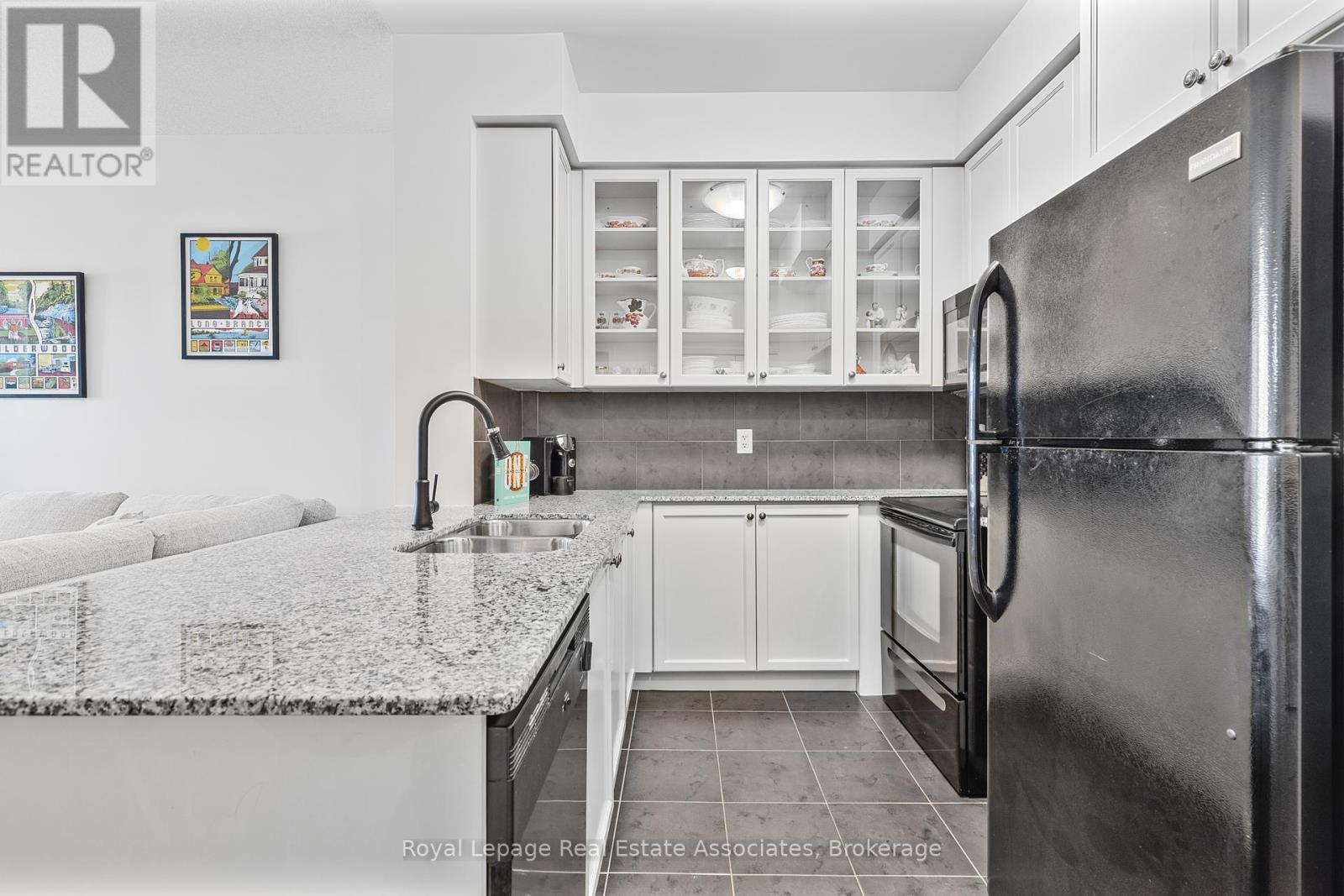 103 - 235 Sherway Gardens Road, Toronto, Ontario  M9C 0A2 - Photo 11 - W12262668