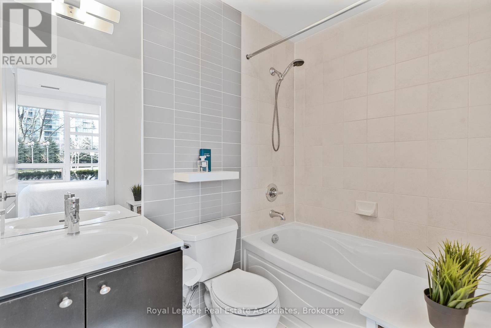 103 - 235 Sherway Gardens Road, Toronto, Ontario  M9C 0A2 - Photo 18 - W12262668
