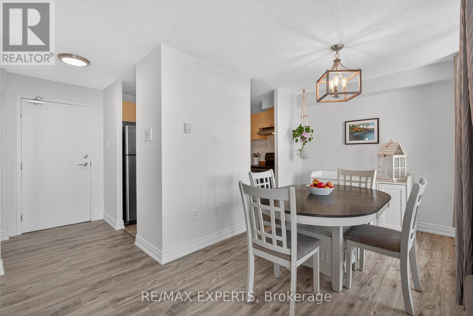 1212 - 2900 Battleford Road, Mississauga (Meadowvale), Ontario  L5N 2V9 - Photo 16 - W12262745