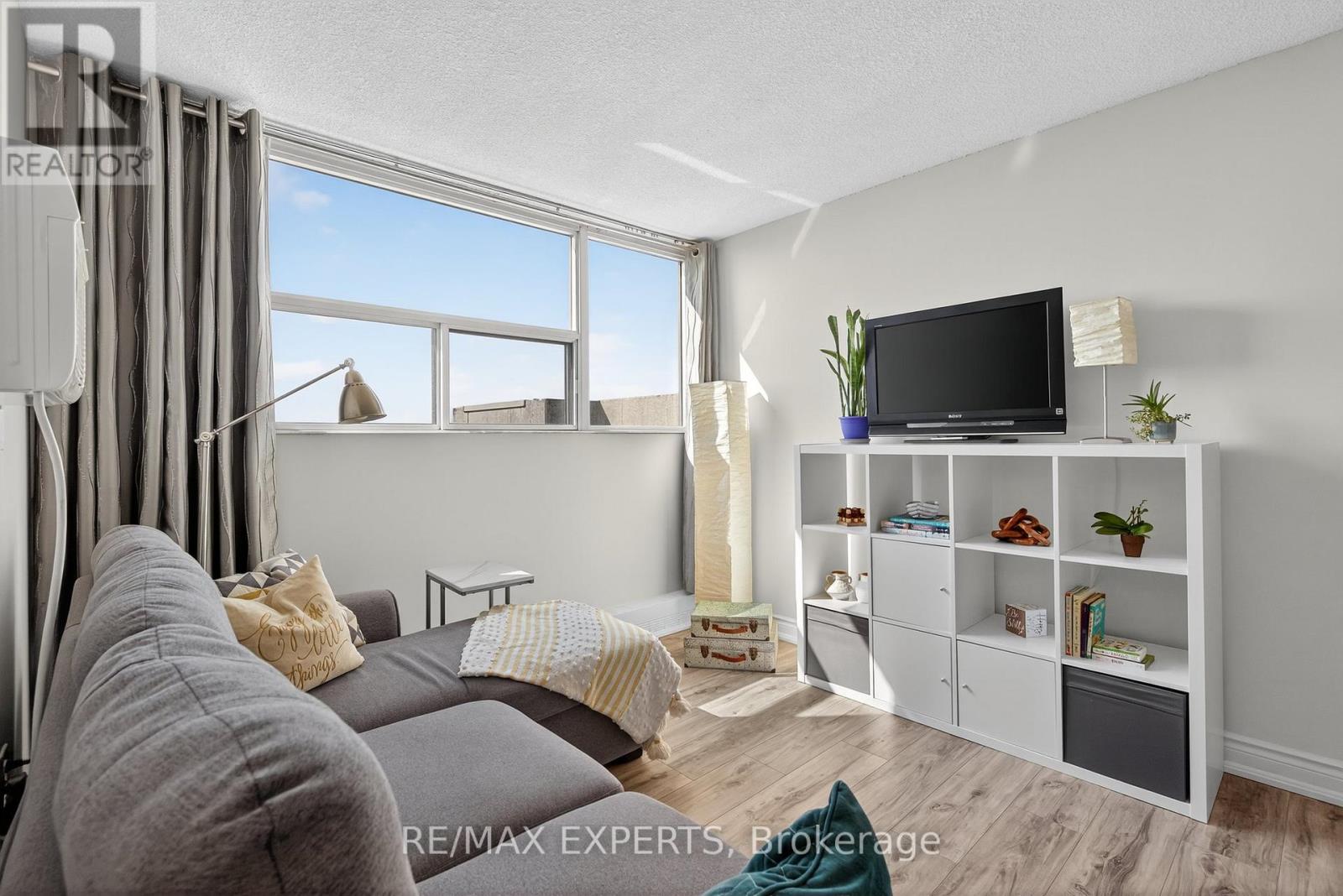 1212 - 2900 Battleford Road, Mississauga (Meadowvale), Ontario  L5N 2V9 - Photo 17 - W12262745