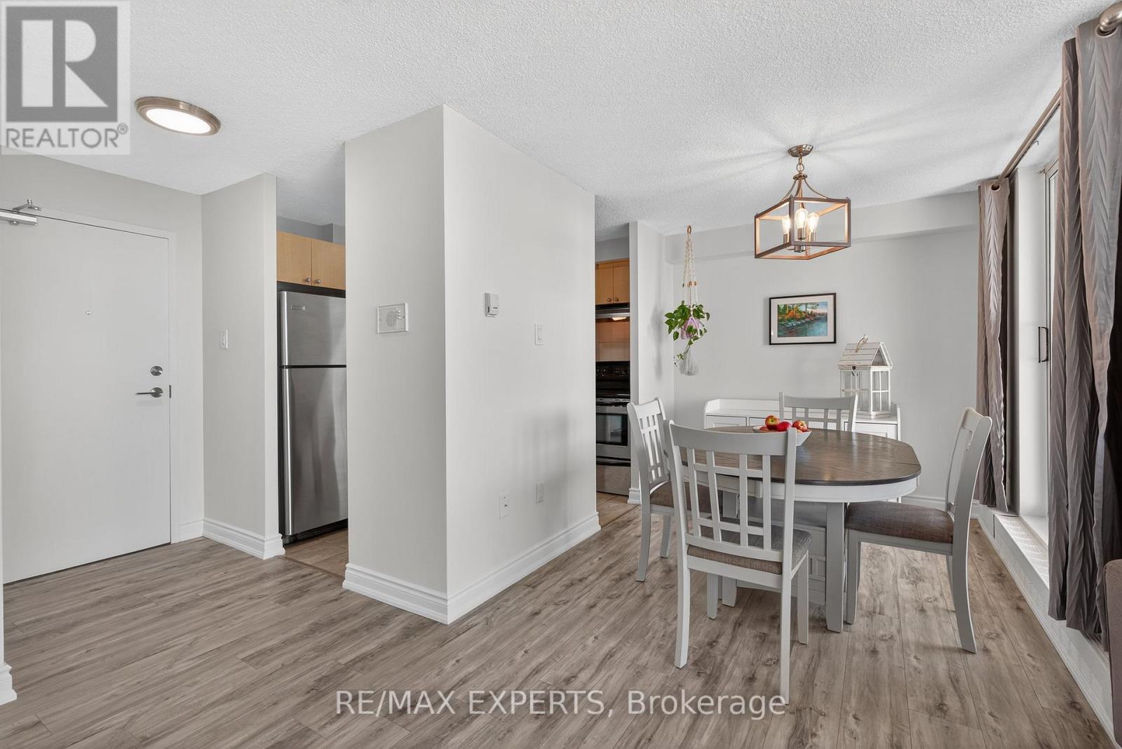 1212 - 2900 Battleford Road, Mississauga (Meadowvale), Ontario  L5N 2V9 - Photo 22 - W12262745