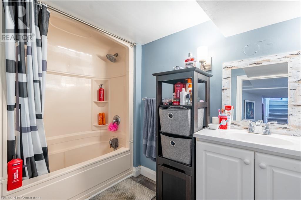 4 Rose Street, St. Catharines, Ontario  L2S 2W7 - Photo 26 - 40746790
