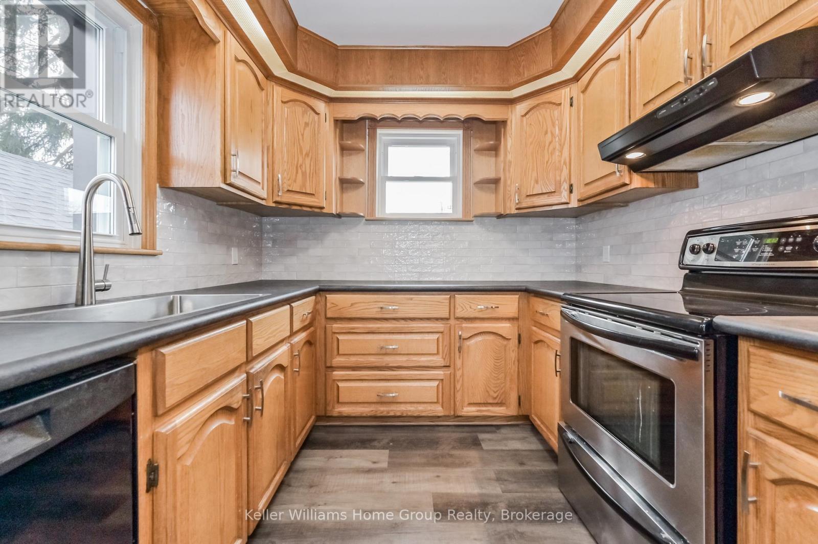 280 Waterloo Street, Wellington North, Ontario  N0G 2L3 - Photo 22 - X12262891
