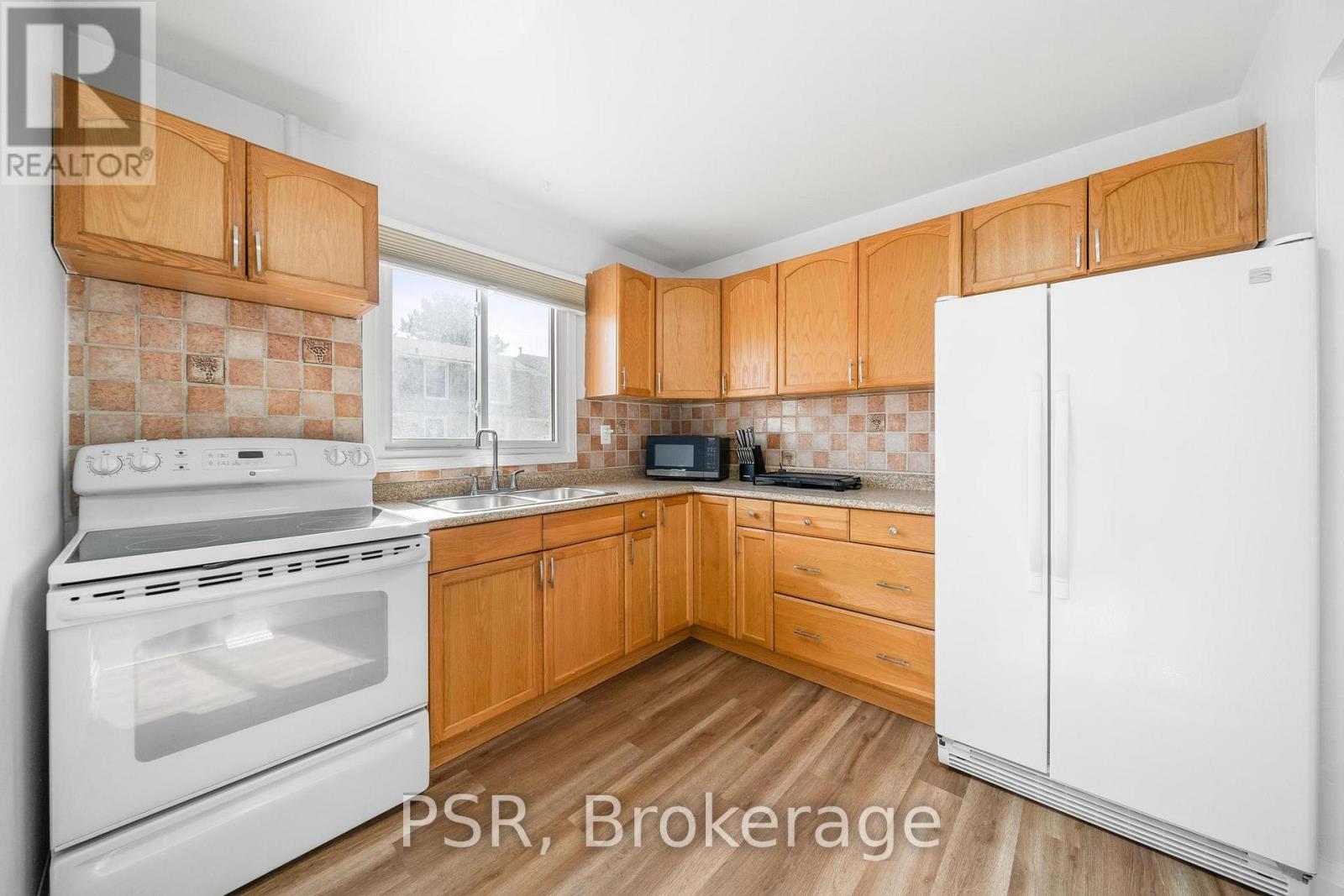 17 - 10 Angus Road, Hamilton, Ontario  L8K 6K3 - Photo 18 - X12262811
