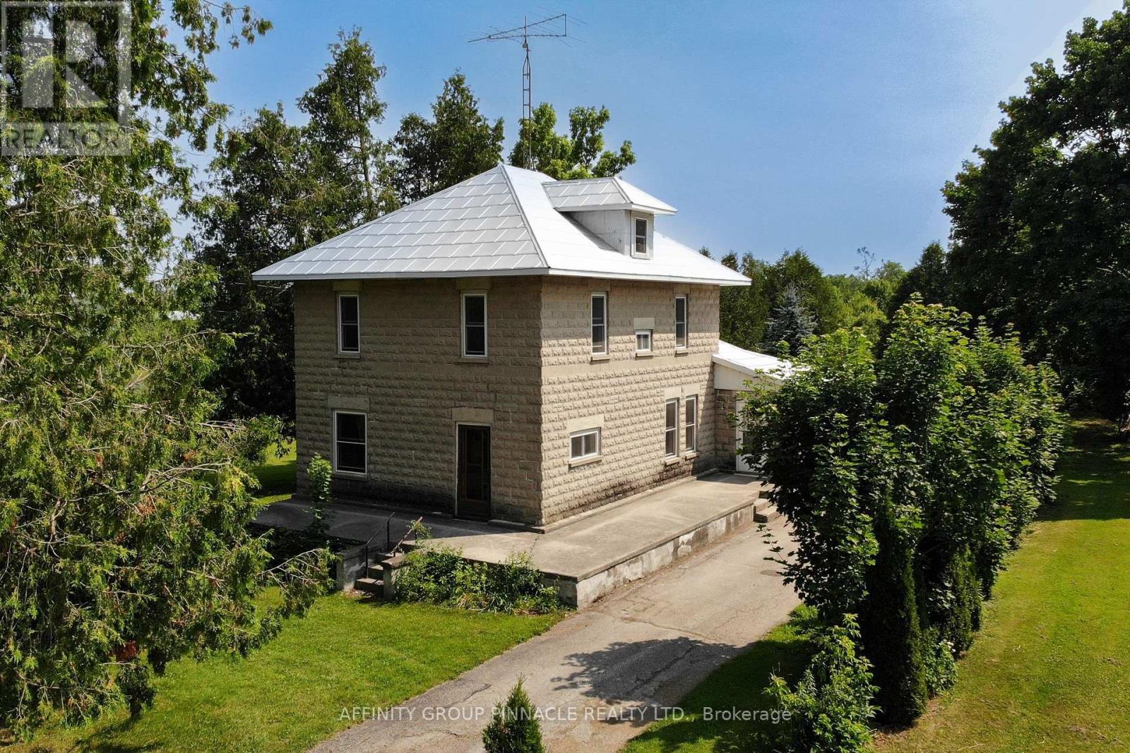 1850 Victoria Road, Kawartha Lakes, Ontario  K0M 2B0 - Photo 3 - X12262943