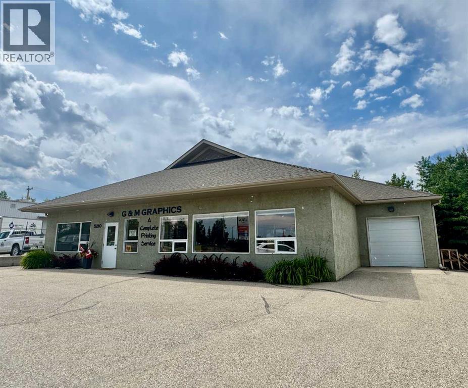 5210 44 Street, Rocky Mountain House, Alberta  T4T 1N2 - Photo 3 - A2235896