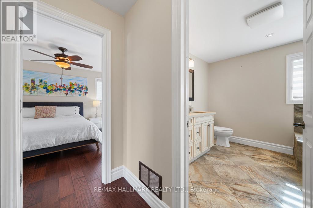 720 Lake Drive S, Georgina, Ontario  L4P 1V1 - Photo 29 - N12256295