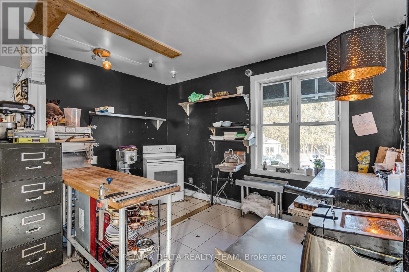 2607 Old Montreal Road, Ottawa, Ontario  K4C 1A2 - Photo 24 - X12262955