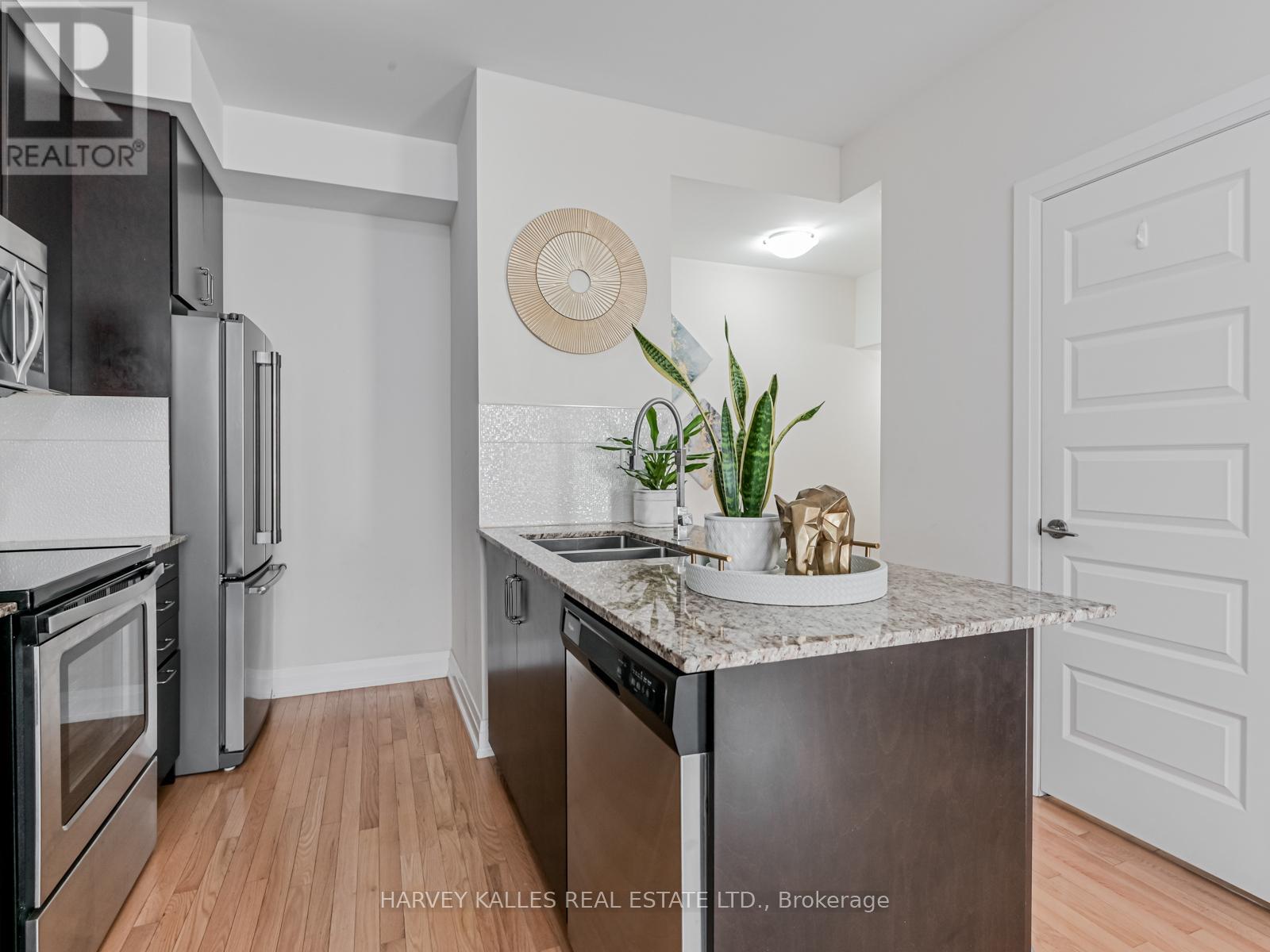 55 - 19 Eldora Avenue, Toronto, Ontario  M2M 0B5 - Photo 11 - C12260858