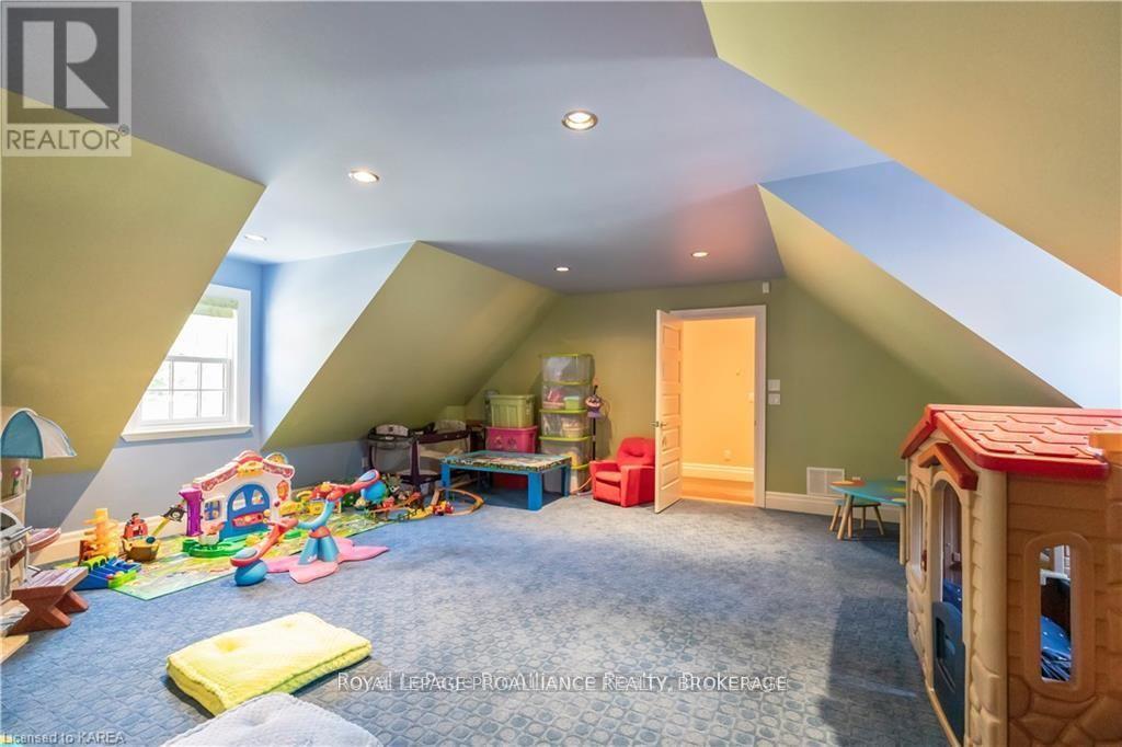 1618 St Lawrence Avenue, Kingston, Ontario  K7L 4V1 - Photo 29 - X12262863