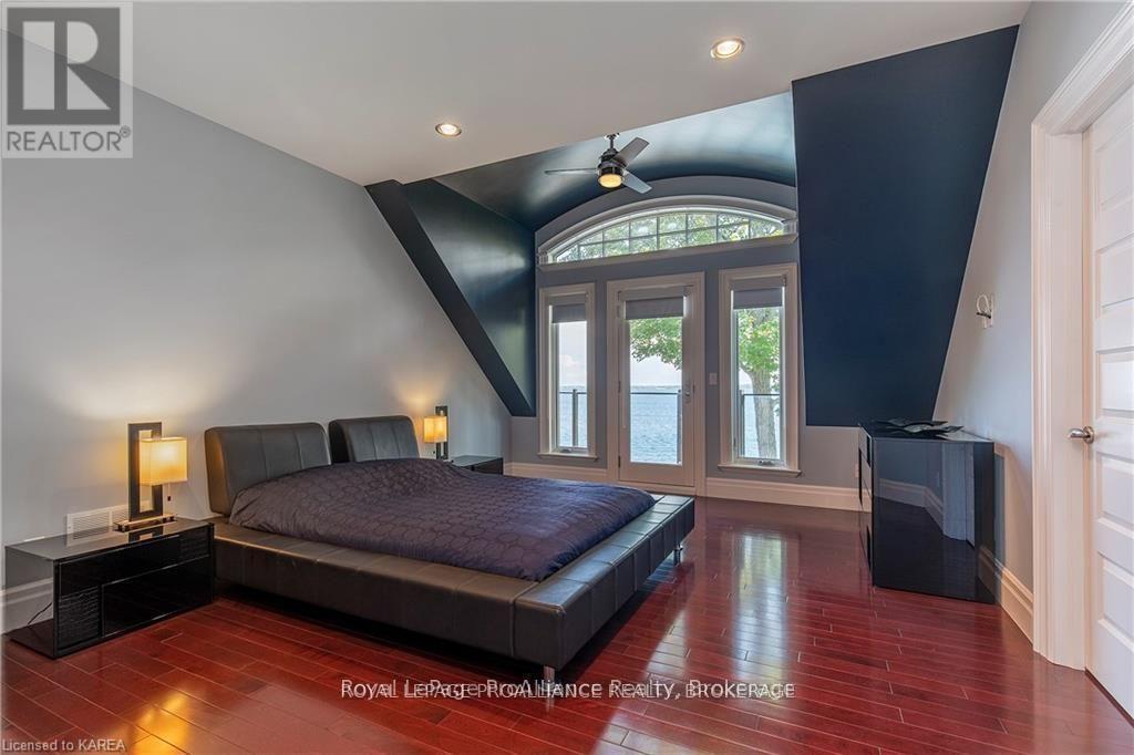 1618 St Lawrence Avenue, Kingston, Ontario  K7L 4V1 - Photo 32 - X12262863