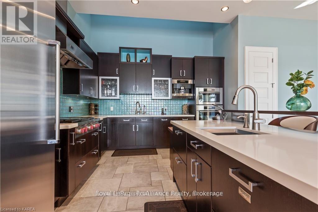 1618 St Lawrence Avenue, Kingston, Ontario  K7L 4V1 - Photo 37 - X12262863