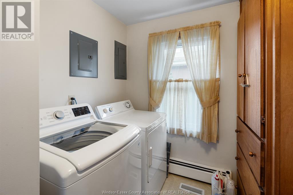 194 Riverside Road, Lakeshore, Ontario  N0R 1A0 - Photo 37 - 25016903