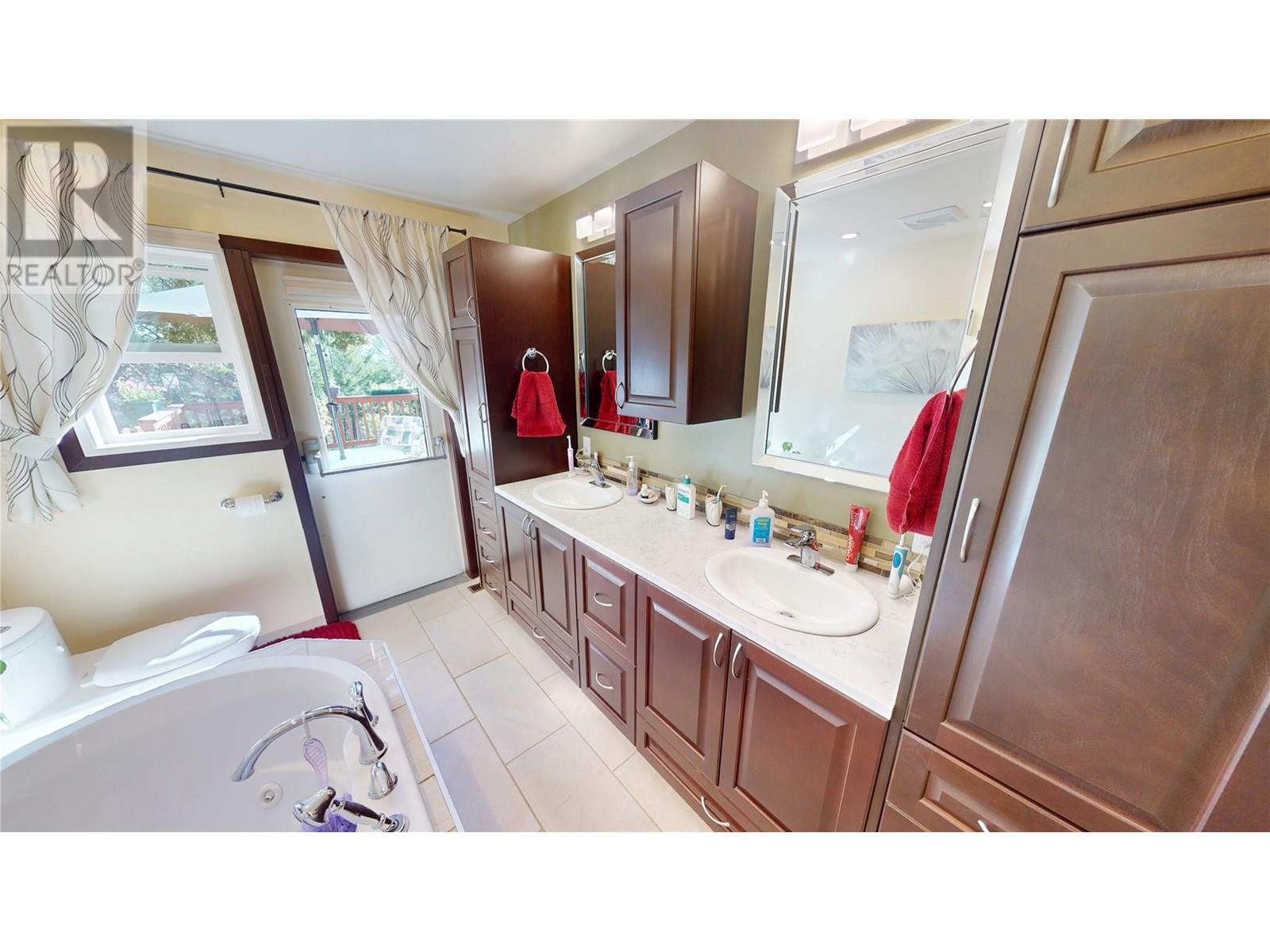 821 Westwood Drive, Cranbrook, British Columbia  V1C 4H5 - Photo 22 - 10354776