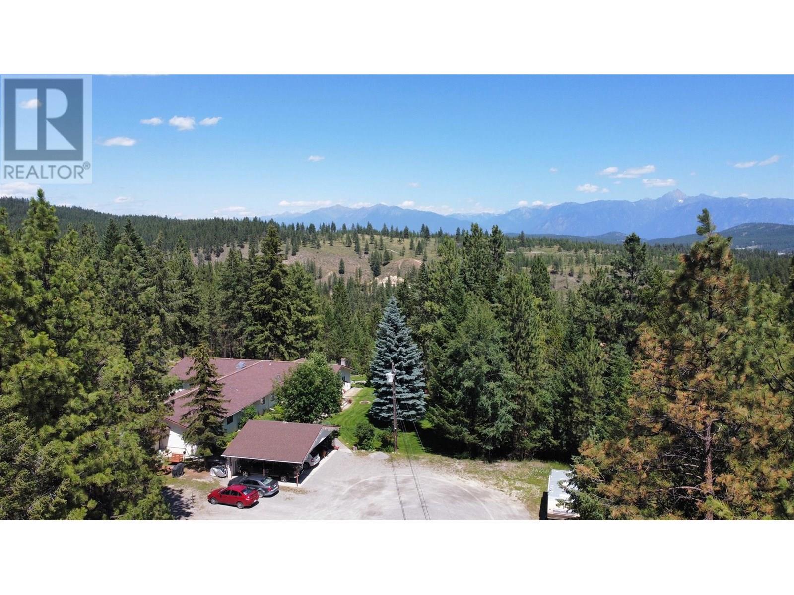 821 Westwood Drive, Cranbrook, British Columbia  V1C 4H5 - Photo 3 - 10354776