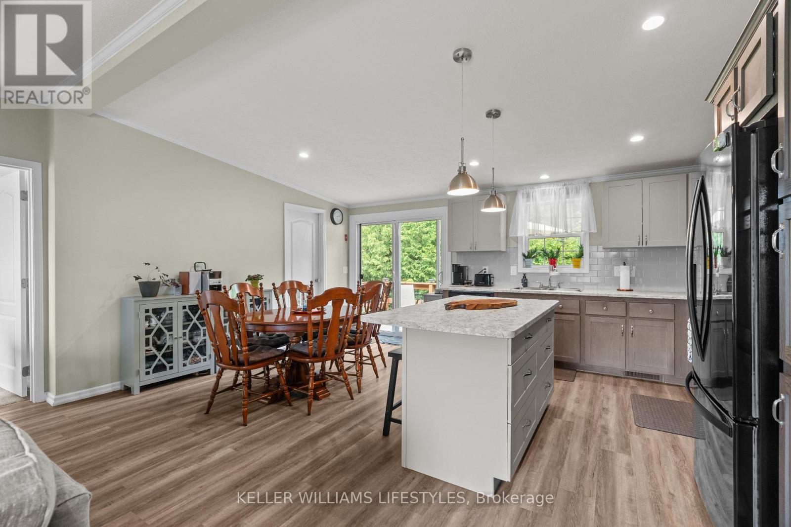 13 Kellestine Drive, Strathroy-Caradoc (Se), Ontario  N7G 0C5 - Photo 18 - X12263044