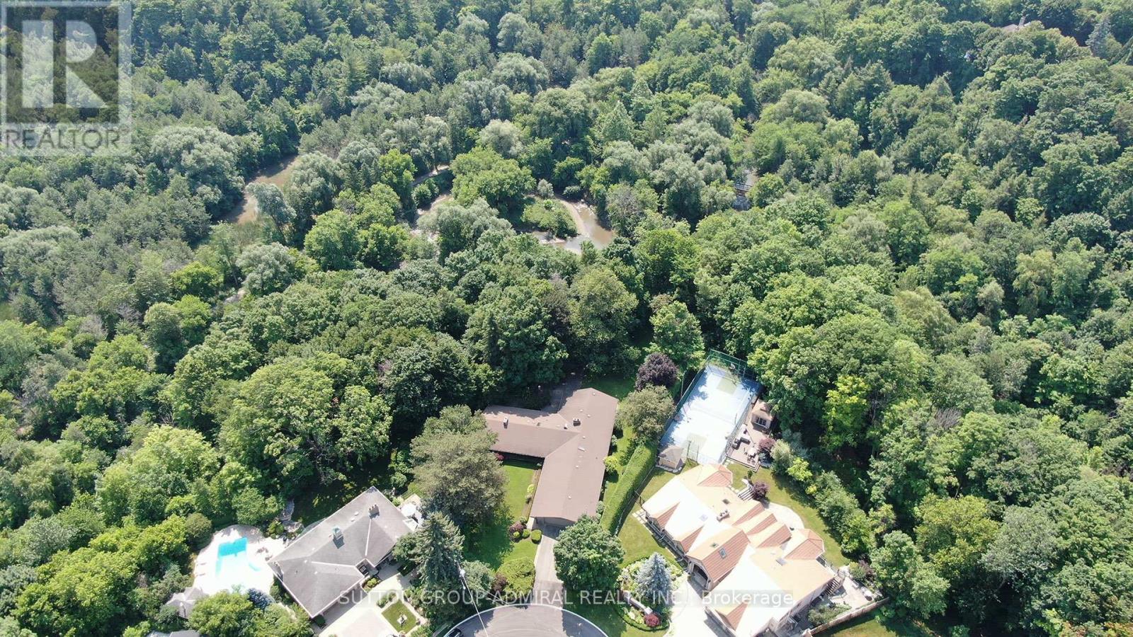 Property at 91 FOREST GROVE DRIVE image 2