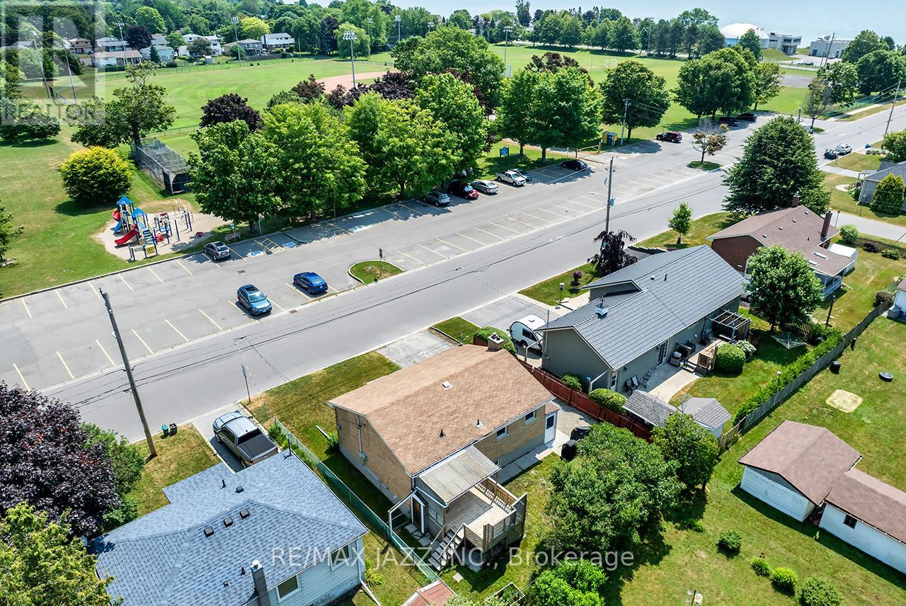 89 D'arcy Street, Cobourg, Ontario K9A 3Z7 - Photo 30 - X12259210