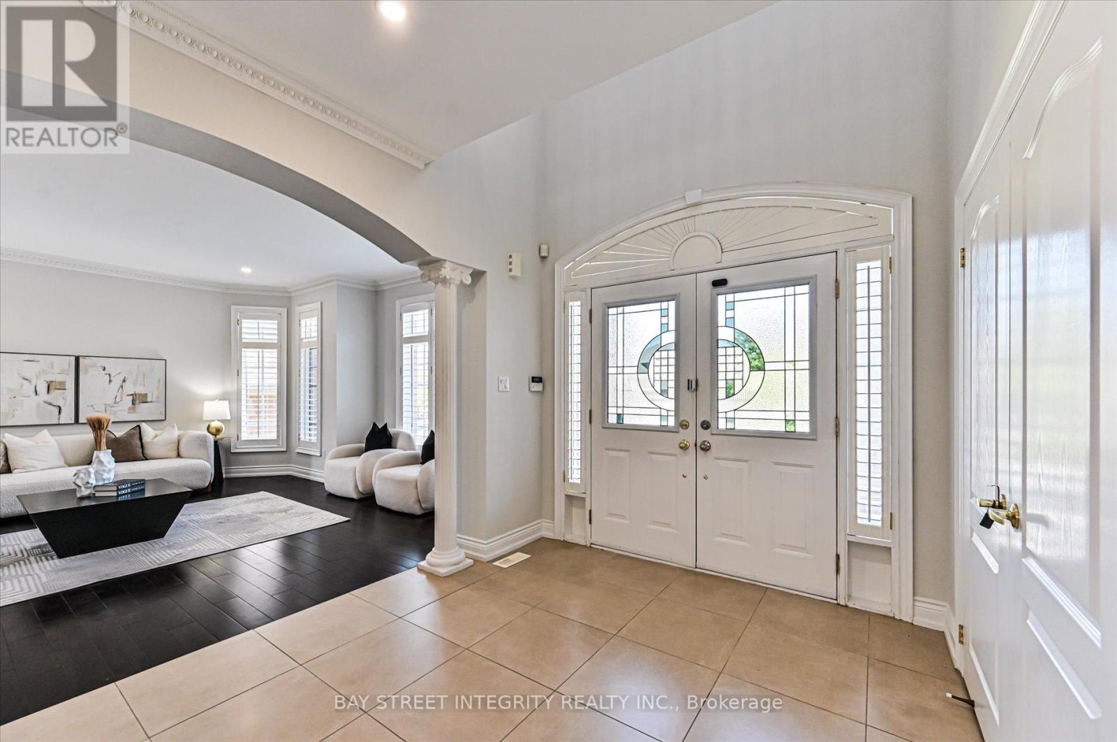 Property at 124 SPRING BLOSSOM CRESCENT image 2