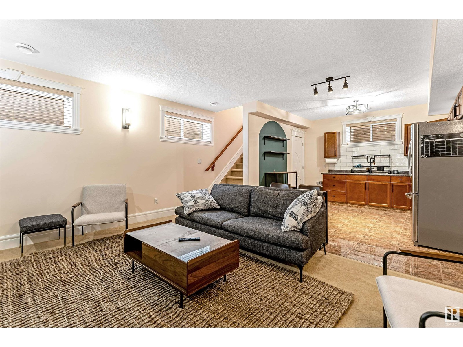 6807 18 Av Sw, Edmonton, Alberta  T6L 5K3 - Photo 68 - E4445860