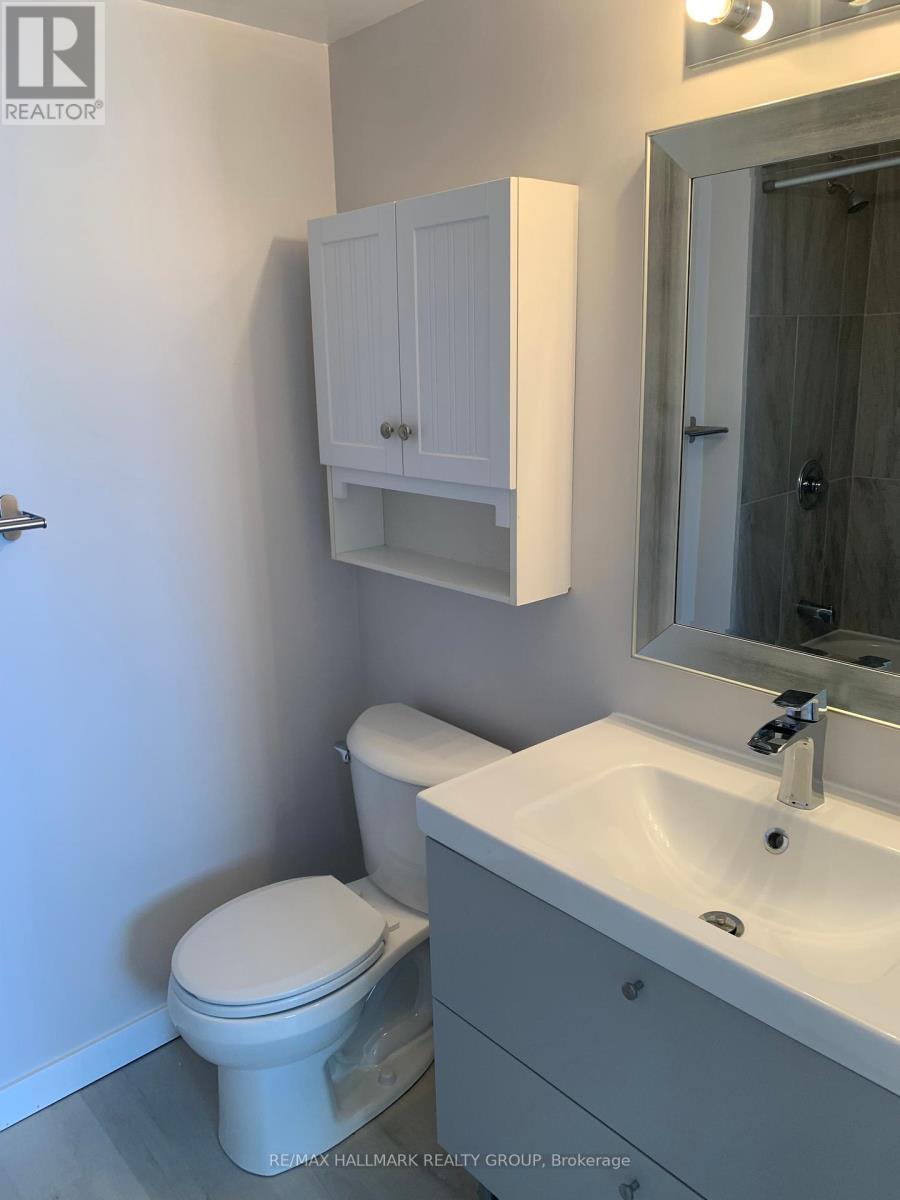 Property at 281 AQUAVIEW DRIVE image 4