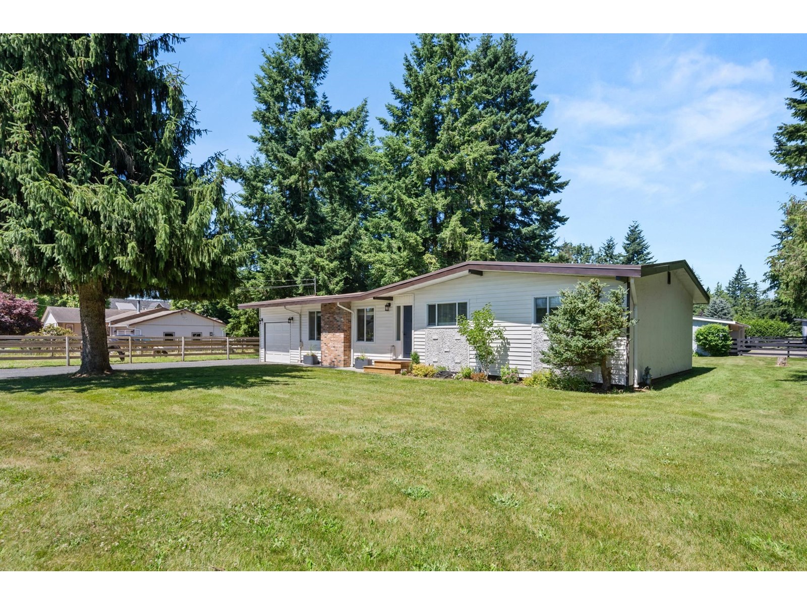Property at 25123 52 AVENUE image 4