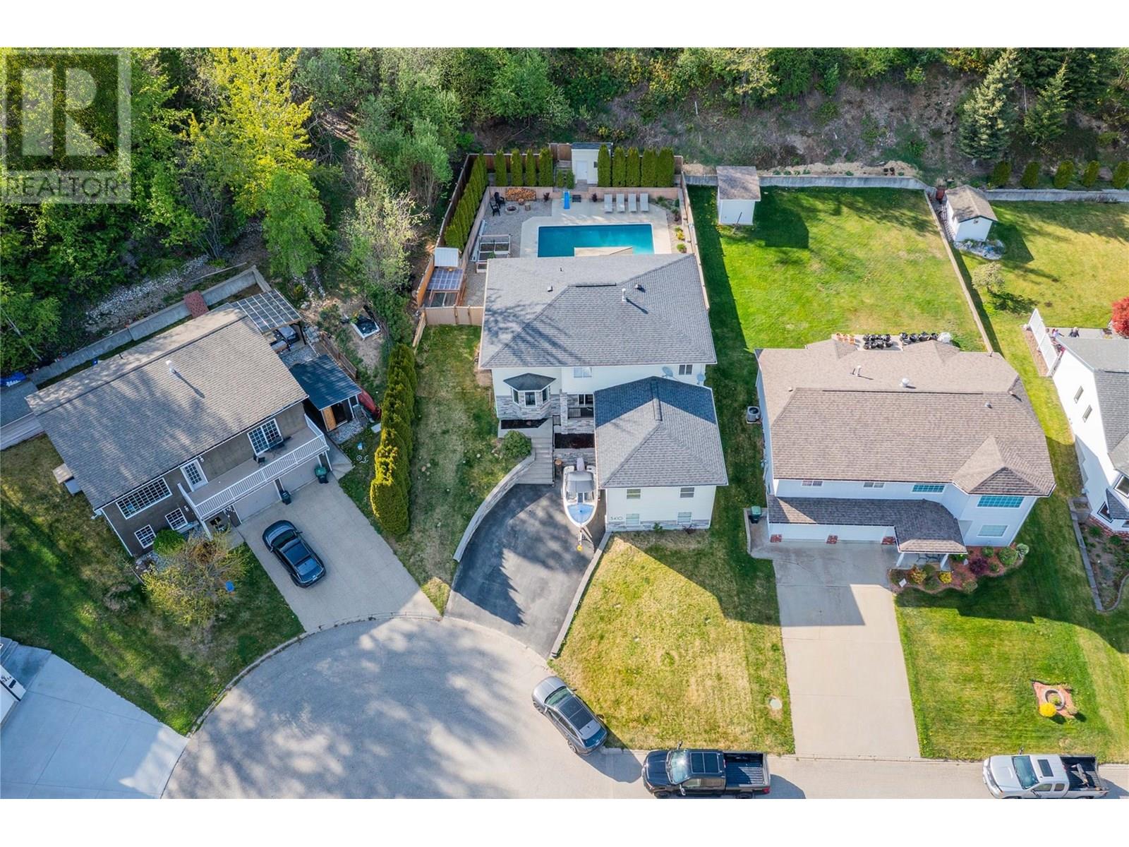 3410 Windsor Place, castlegar, British Columbia