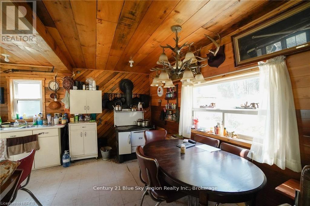 1772 Leighton Road, Machar, Ontario  P0A 1X0 - Photo 5 - X12263046