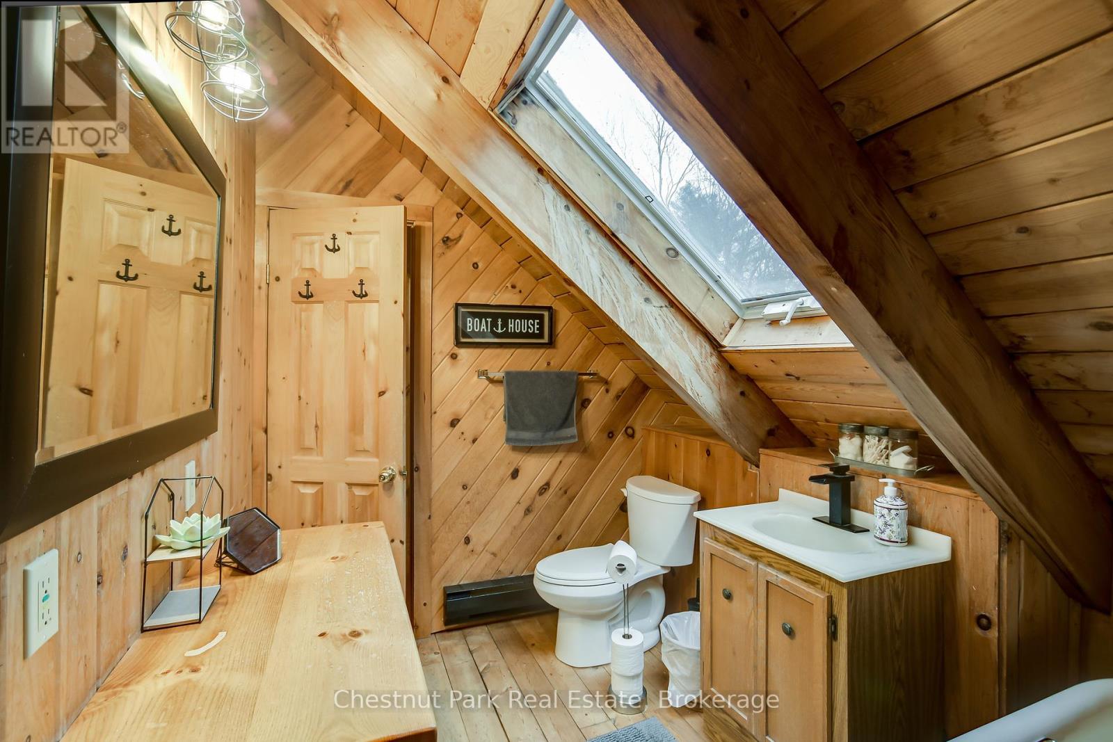 30 Mcvittie Island, Bracebridge, Ontario  P1L 1W4 - Photo 27 - X12263092
