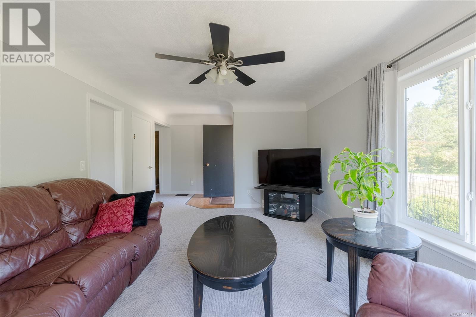 Property at 6088 Renton Rd S image 3