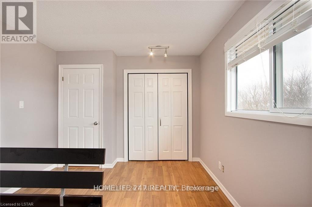 55 Galt Road, Stratford, Ontario  N5A 7S6 - Photo 17 - X12248386