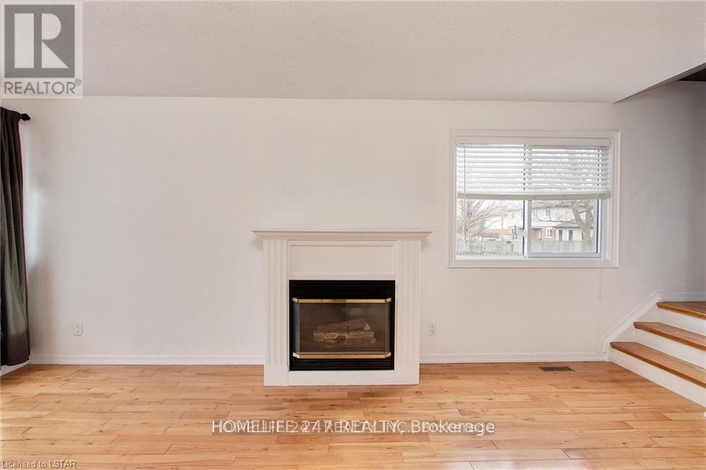 55 Galt Road, Stratford, Ontario  N5A 7S6 - Photo 31 - X12248386