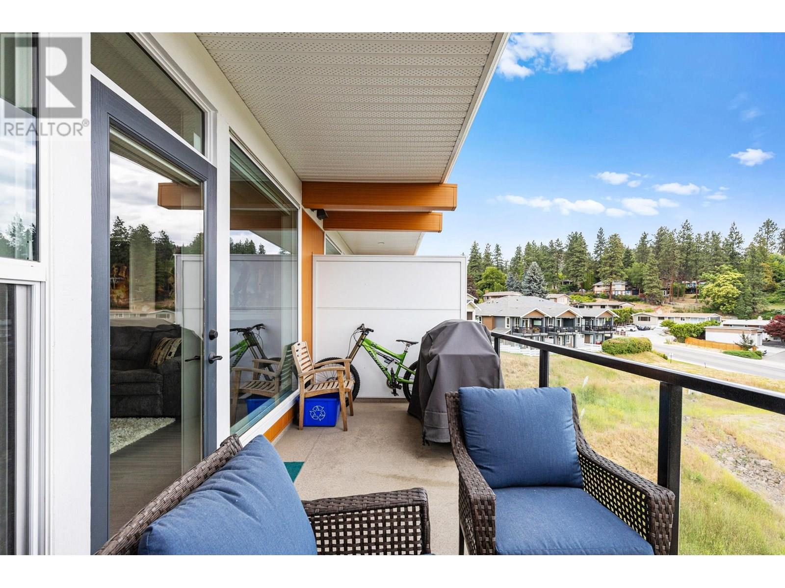 Property at 685 Boynton Place Unit# 61 image 5