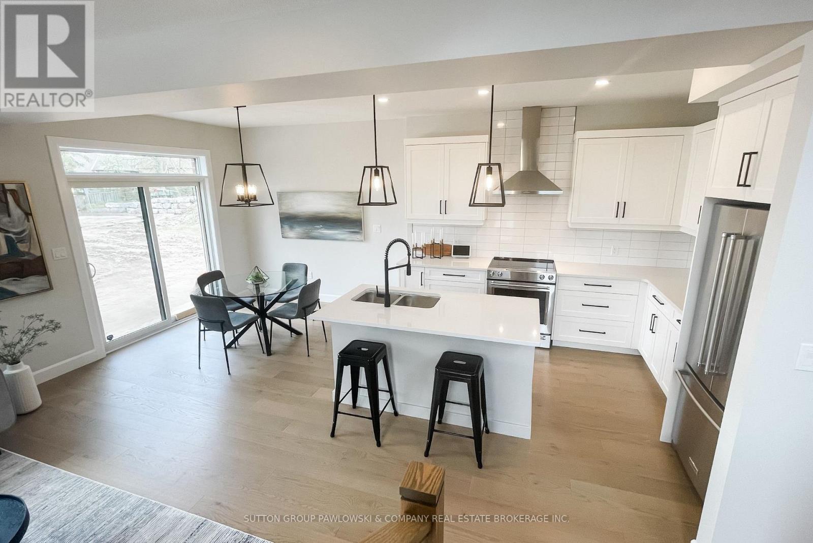 1 - 414 Old Wonderland Road, London South, Ontario  N6K 3R2 - Photo 12 - X12263150