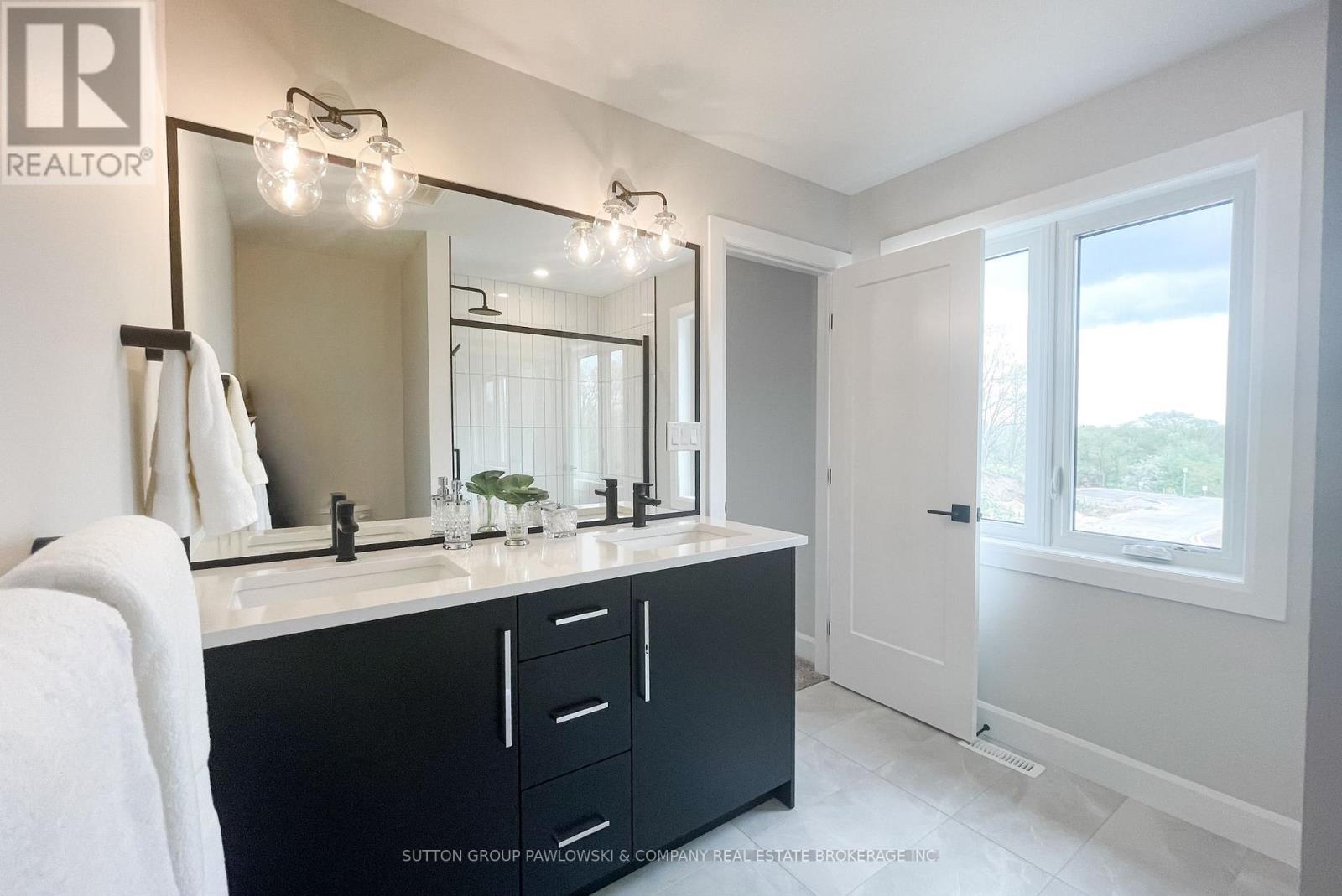 1 - 414 Old Wonderland Road, London South, Ontario  N6K 3R2 - Photo 25 - X12263150