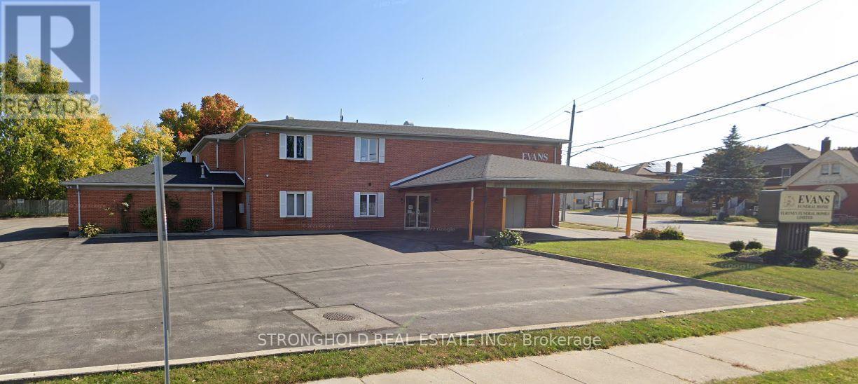 648 Hamilton Road, London East, Ontario  N5Z 1T3 - Photo 2 - X12263229