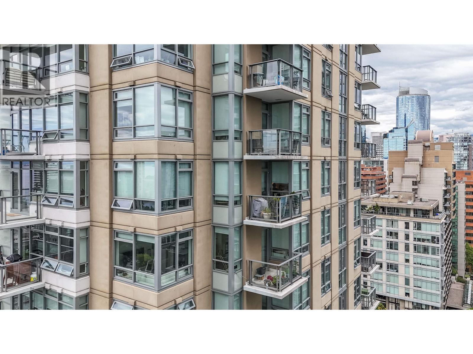 2207 1308 Hornby Street, Vancouver, British Columbia  V6Z 0C5 - Photo 2 - R3017659