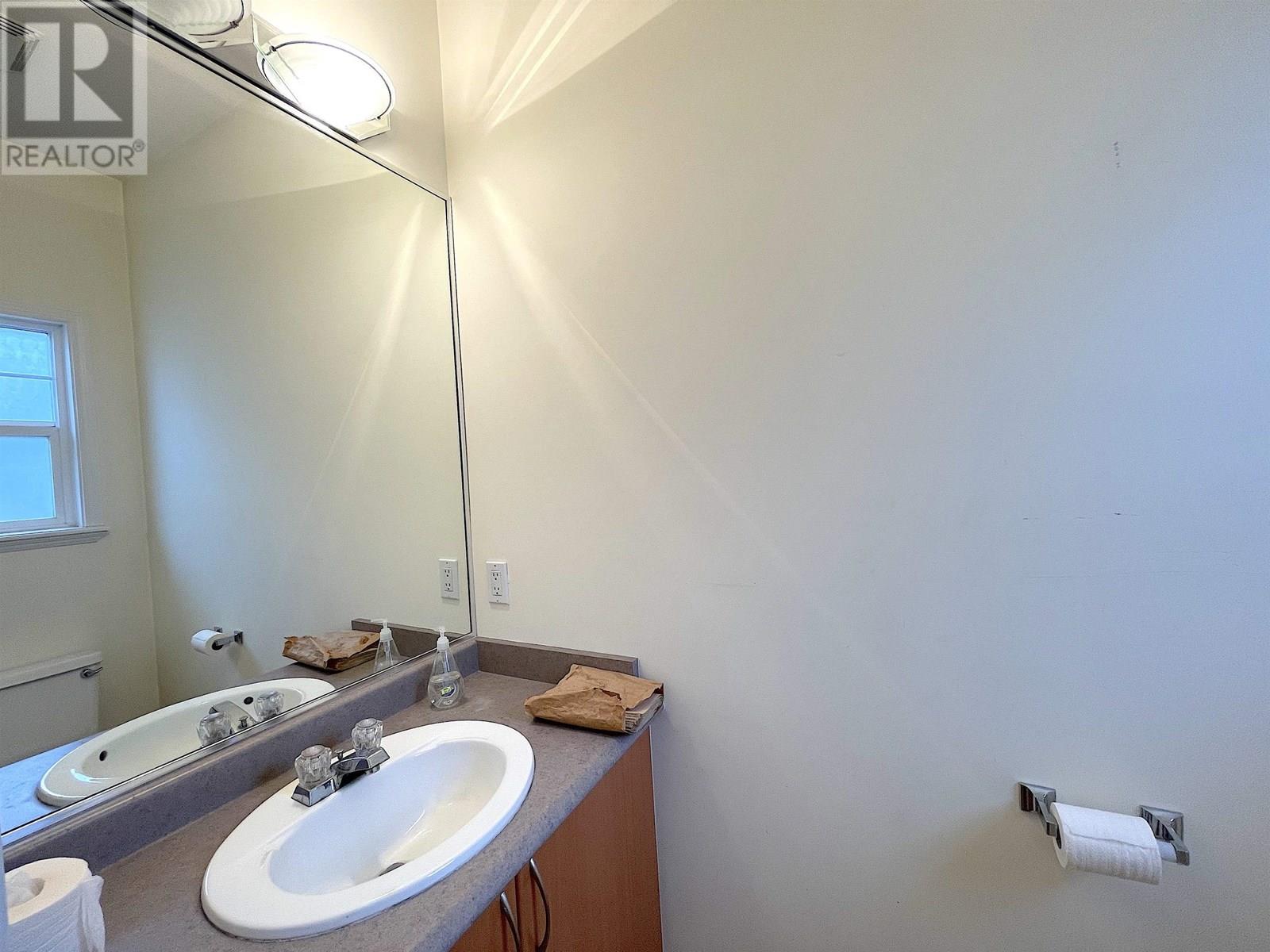 8 9893 Francis Road, Richmond, British Columbia  V6Y 3B3 - Photo 4 - R3021100