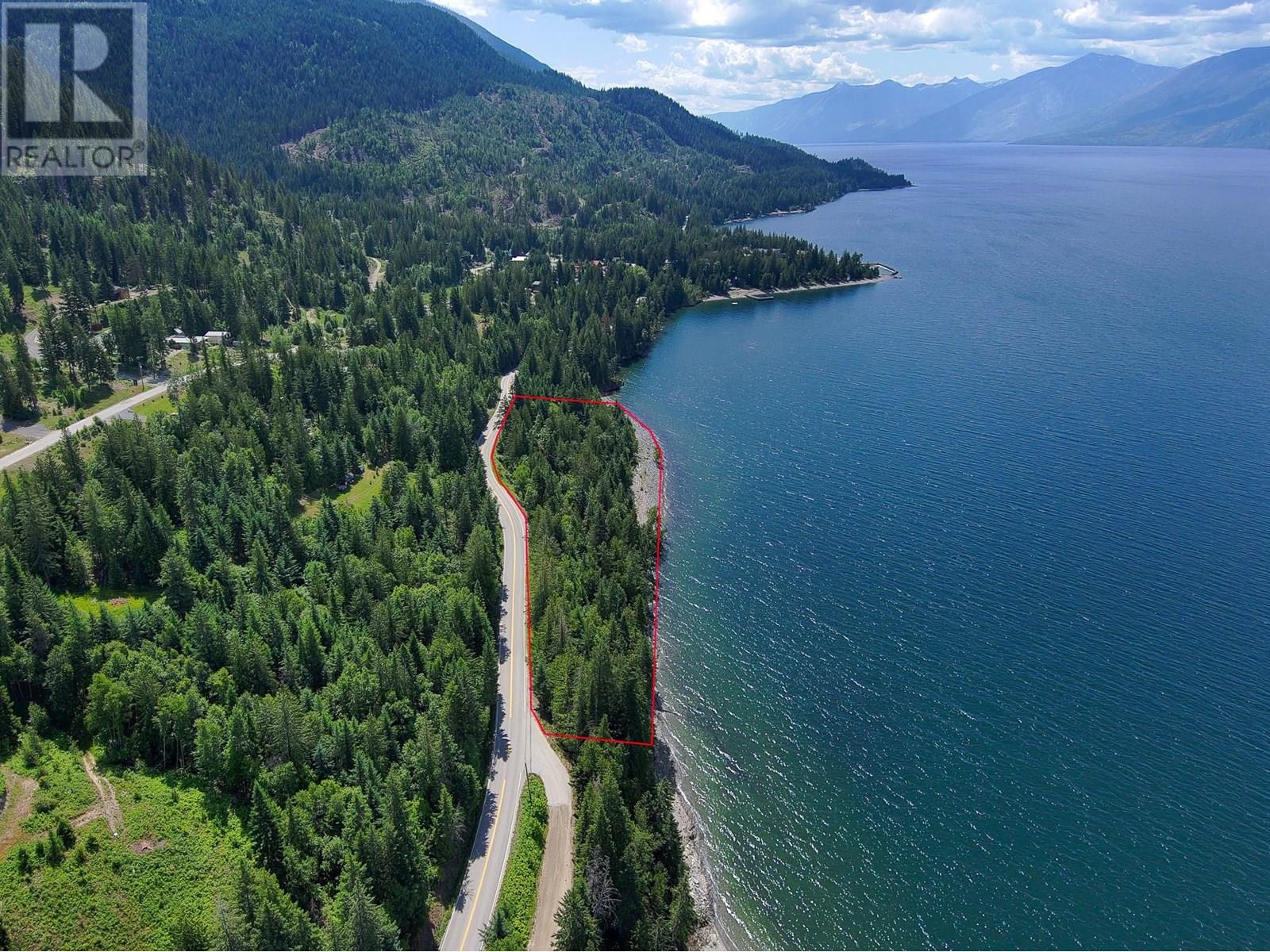 13635 3A Highway, boswell, British Columbia