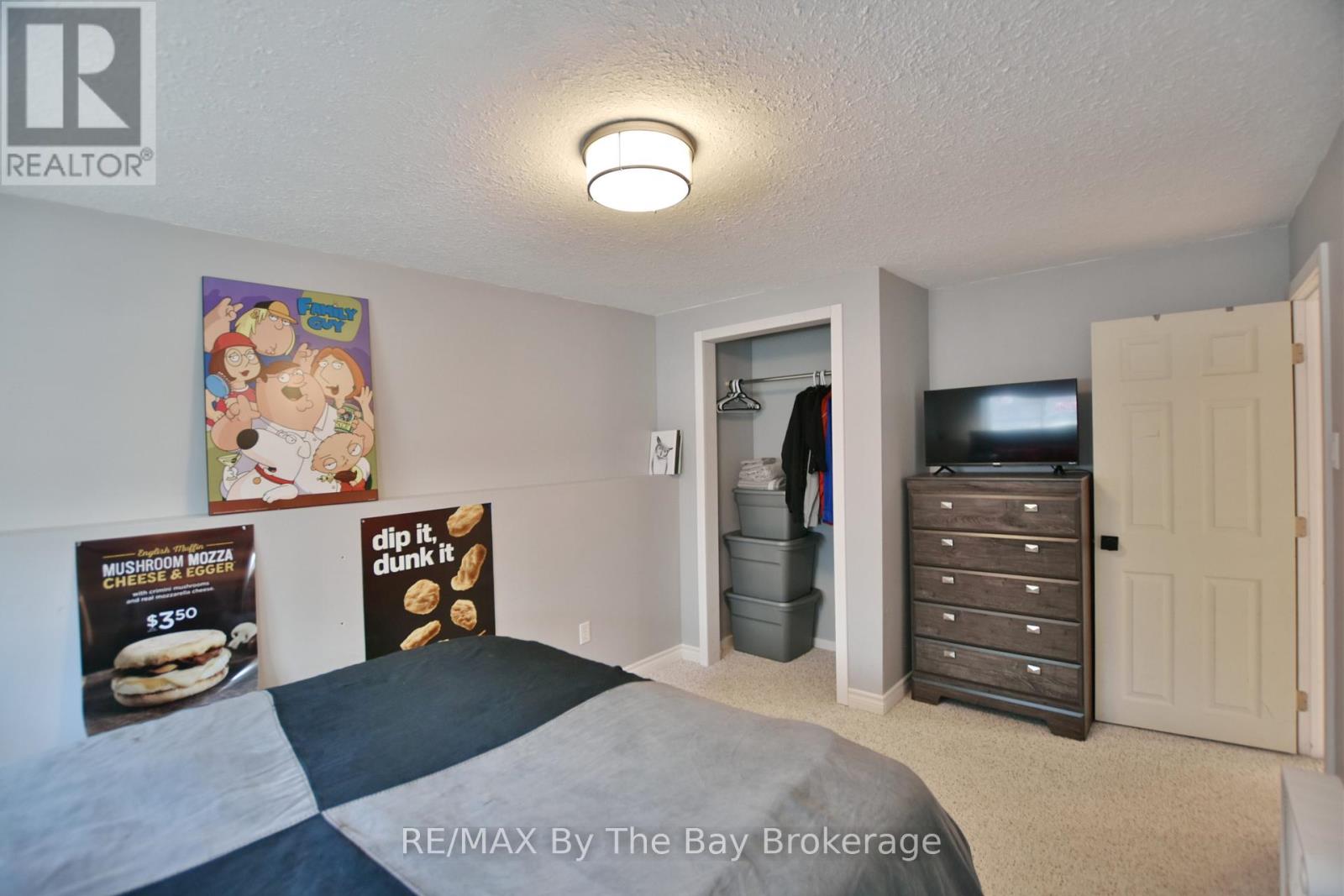 8 Pridham Court, Wasaga Beach, Ontario  L9Z 1M4 - Photo 40 - S12263184
