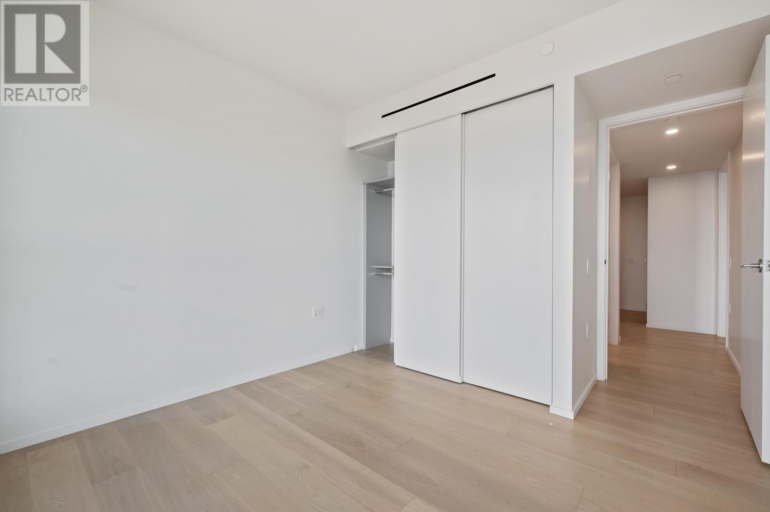 360x 889 Pacific Street, Vancouver, British Columbia  V6Z 1C3 - Photo 12 - R3008627