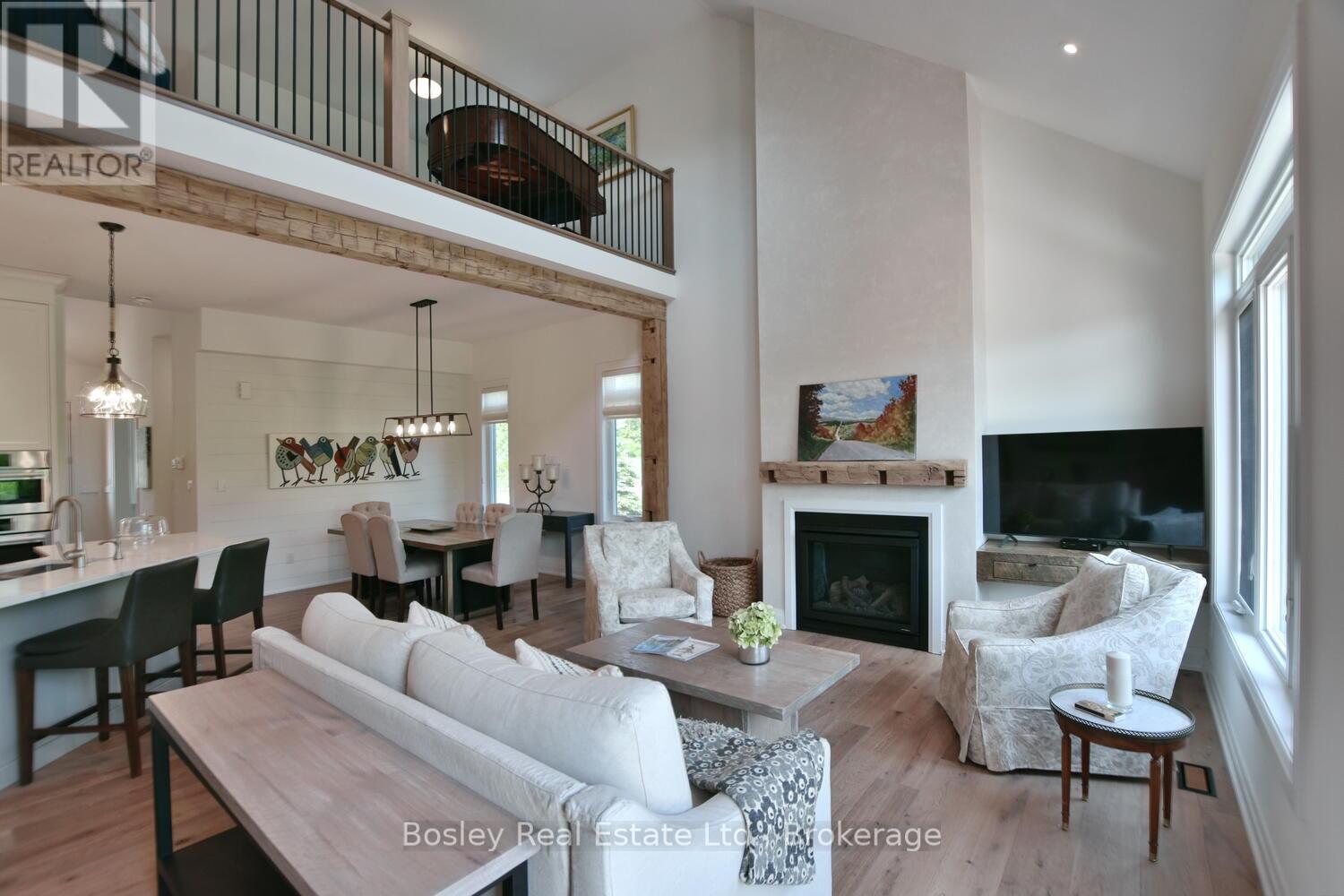 148 Timber Lane, Blue Mountains, Ontario  N0H 2P0 - Photo 12 - X12263219