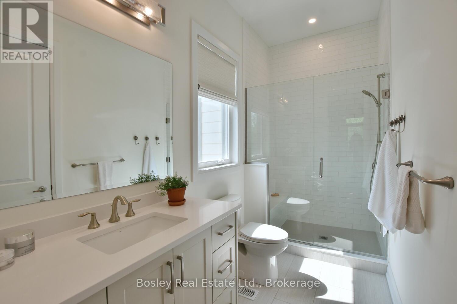 148 Timber Lane, Blue Mountains, Ontario  N0H 2P0 - Photo 17 - X12263219