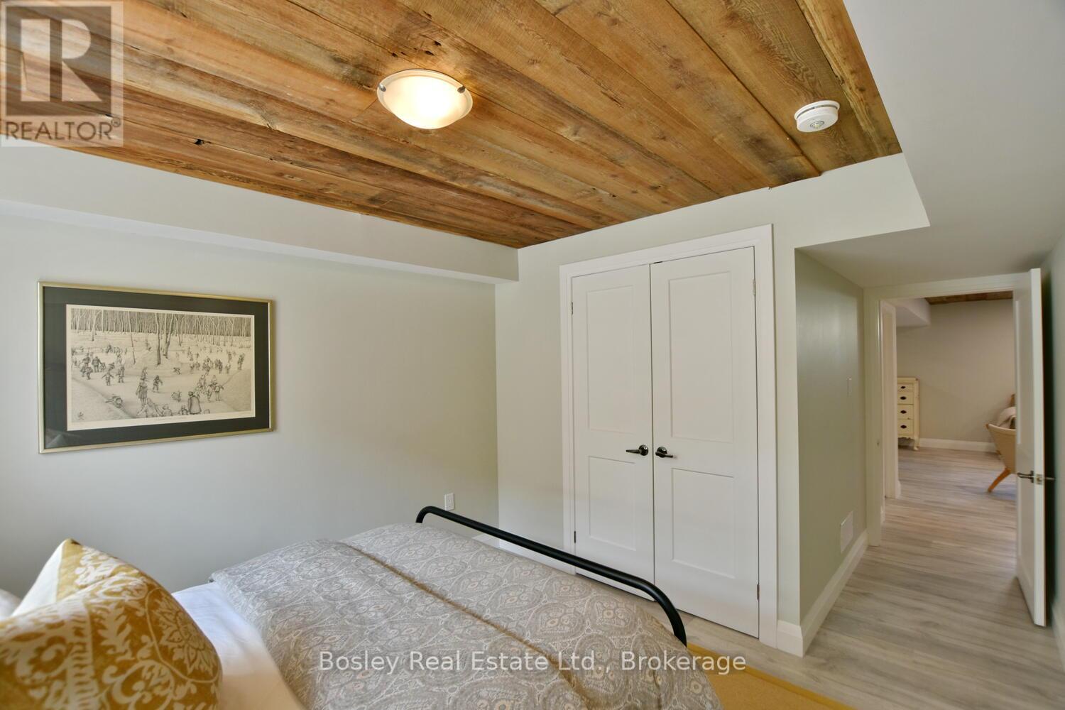 148 Timber Lane, Blue Mountains, Ontario  N0H 2P0 - Photo 33 - X12263219