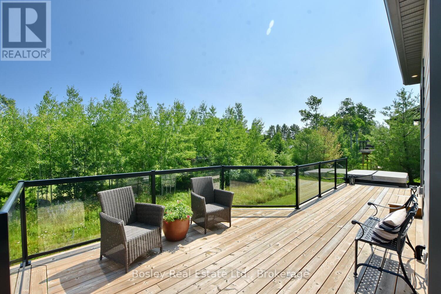 148 Timber Lane, Blue Mountains, Ontario  N0H 2P0 - Photo 38 - X12263219