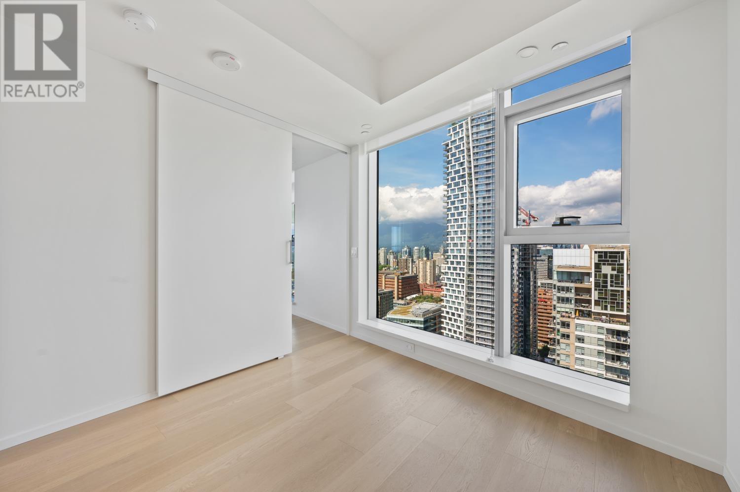 360x 889 Pacific Street, Vancouver, British Columbia  V6Z 1C3 - Photo 15 - R3008627