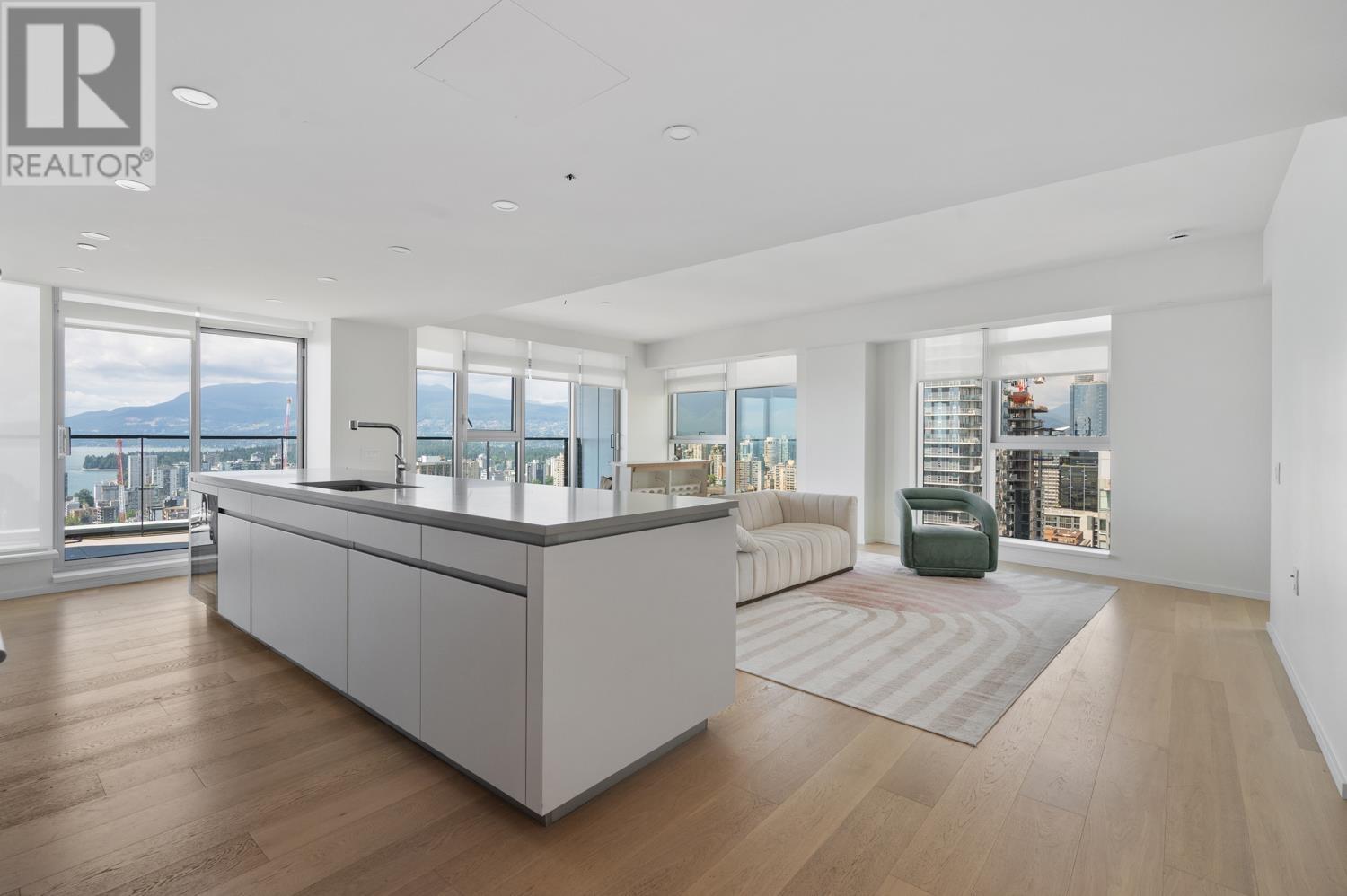360x 889 Pacific Street, Vancouver, British Columbia  V6Z 1C3 - Photo 3 - R3008627