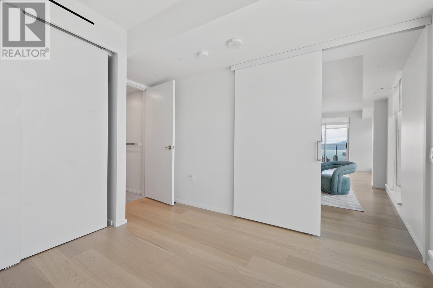 360x 889 Pacific Street, Vancouver, British Columbia  V6Z 1C3 - Photo 16 - R3008627